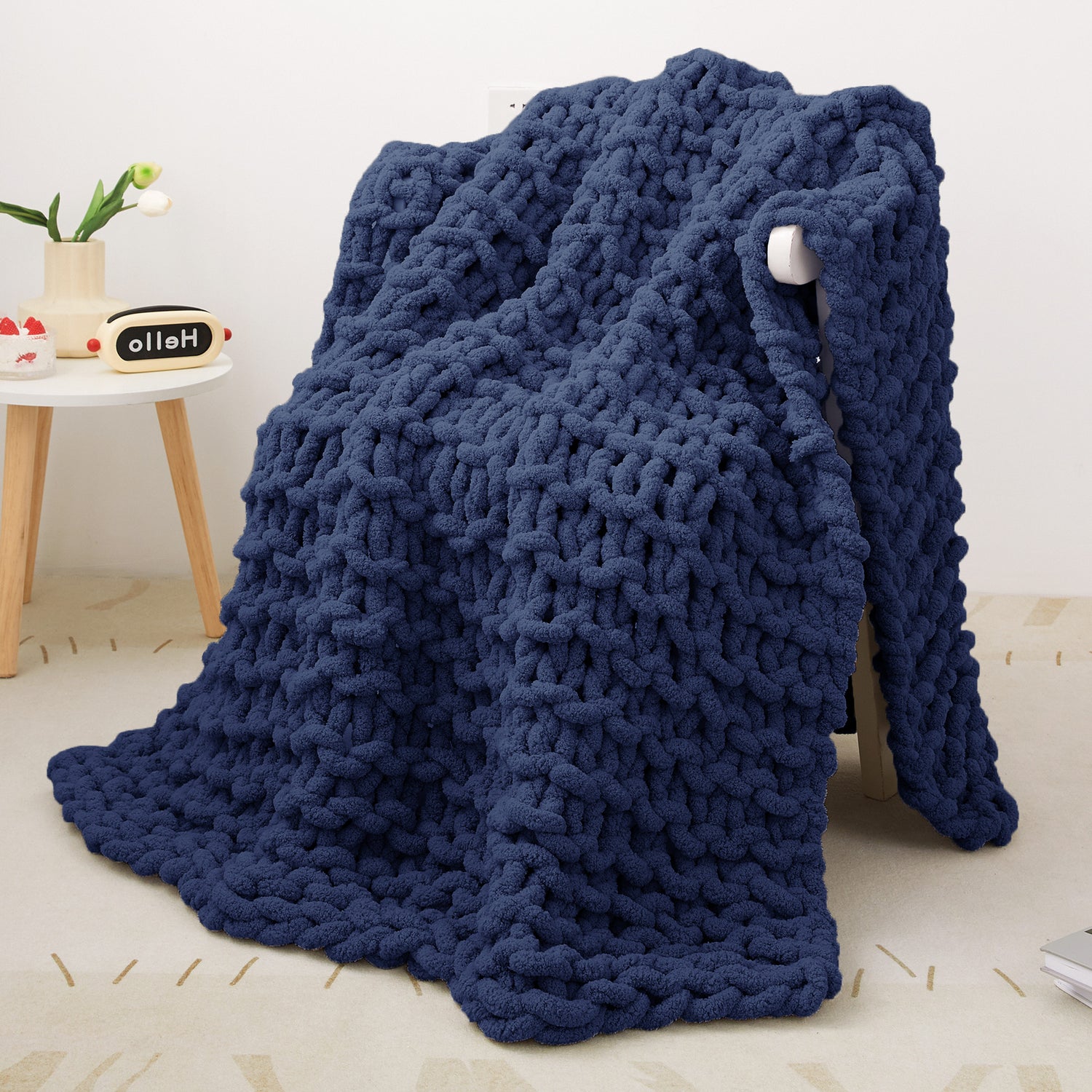 Viviland Chunky Knit Blanket, Soft Chenille Throw Blanket Cozy 100% Handmade Crochet Blankets with Jumbo Chenille Yarn for Couch Bed Sofa Room Decor