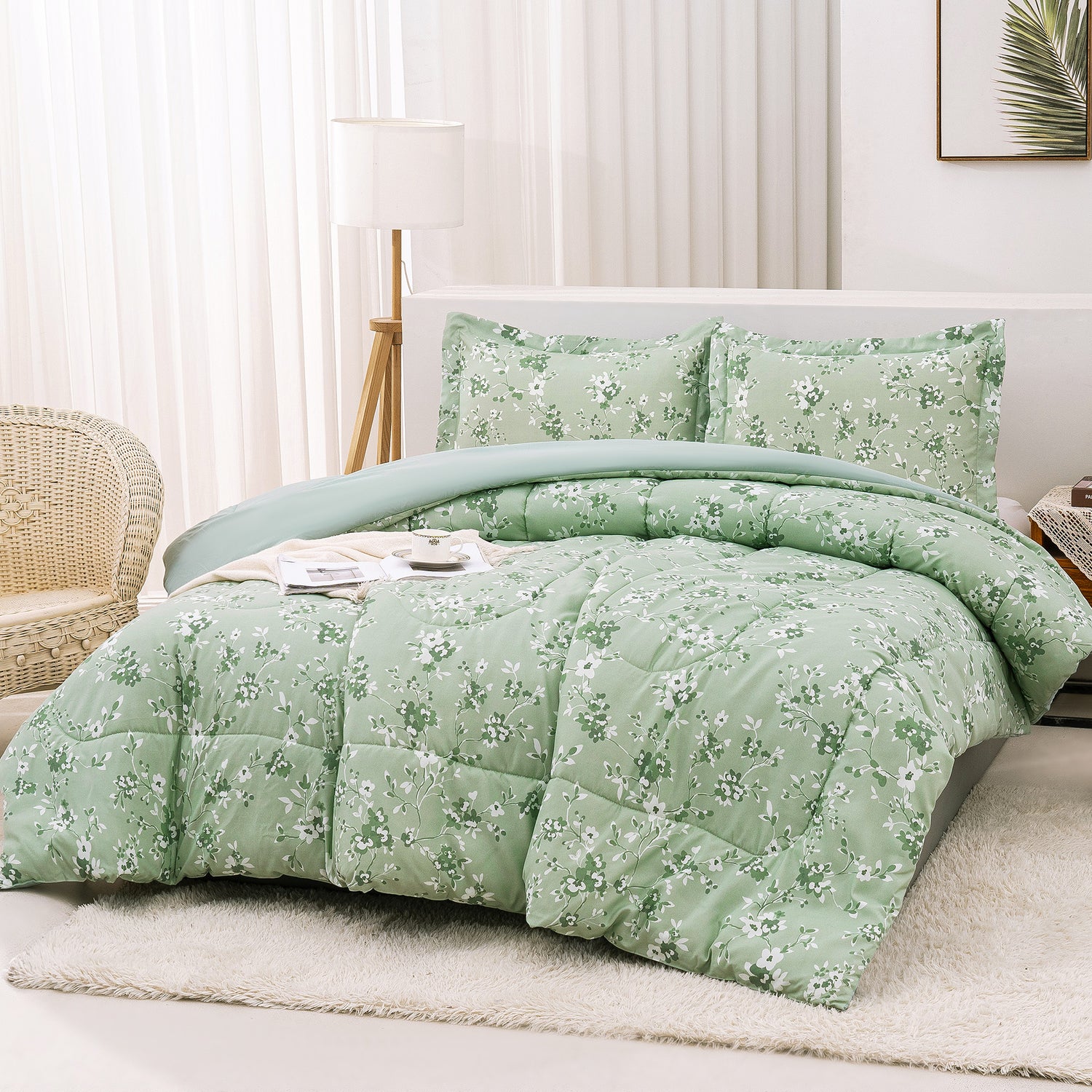 Green White Flower 3 Pieces Comforter Sets with Pillow Shams