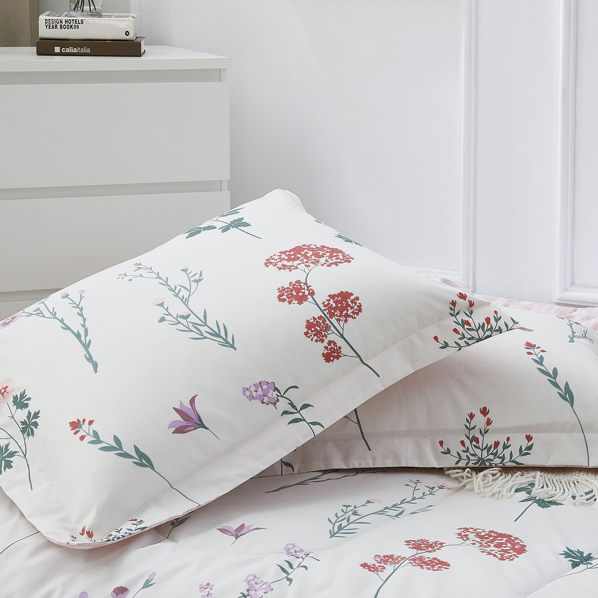 Floral Down Alternative Comforter & Shams Set - White Flower