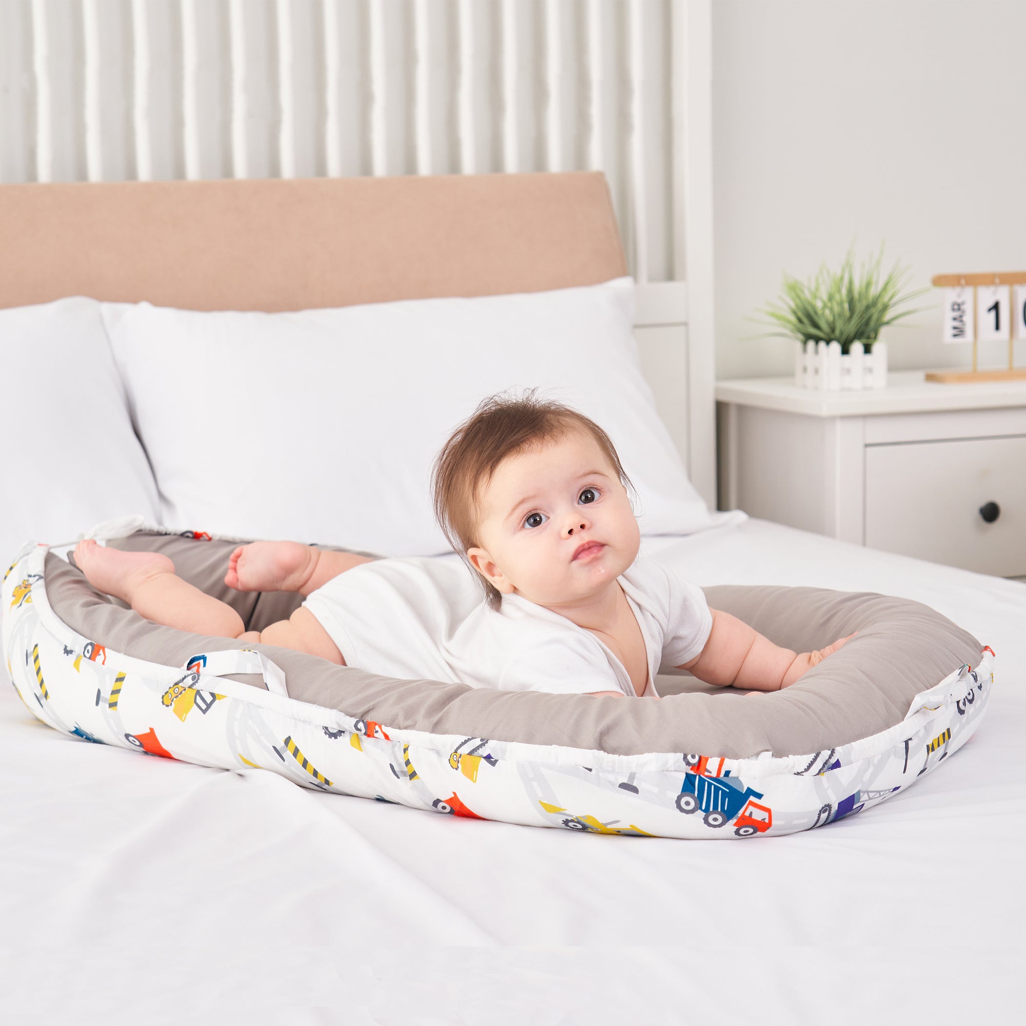 Truck Baby Lounger - Baby Nest Co Sleeper for Baby Bed, Soft & Breathable Portable Cotton Newborn Lounger Nest for Crib Bassinet