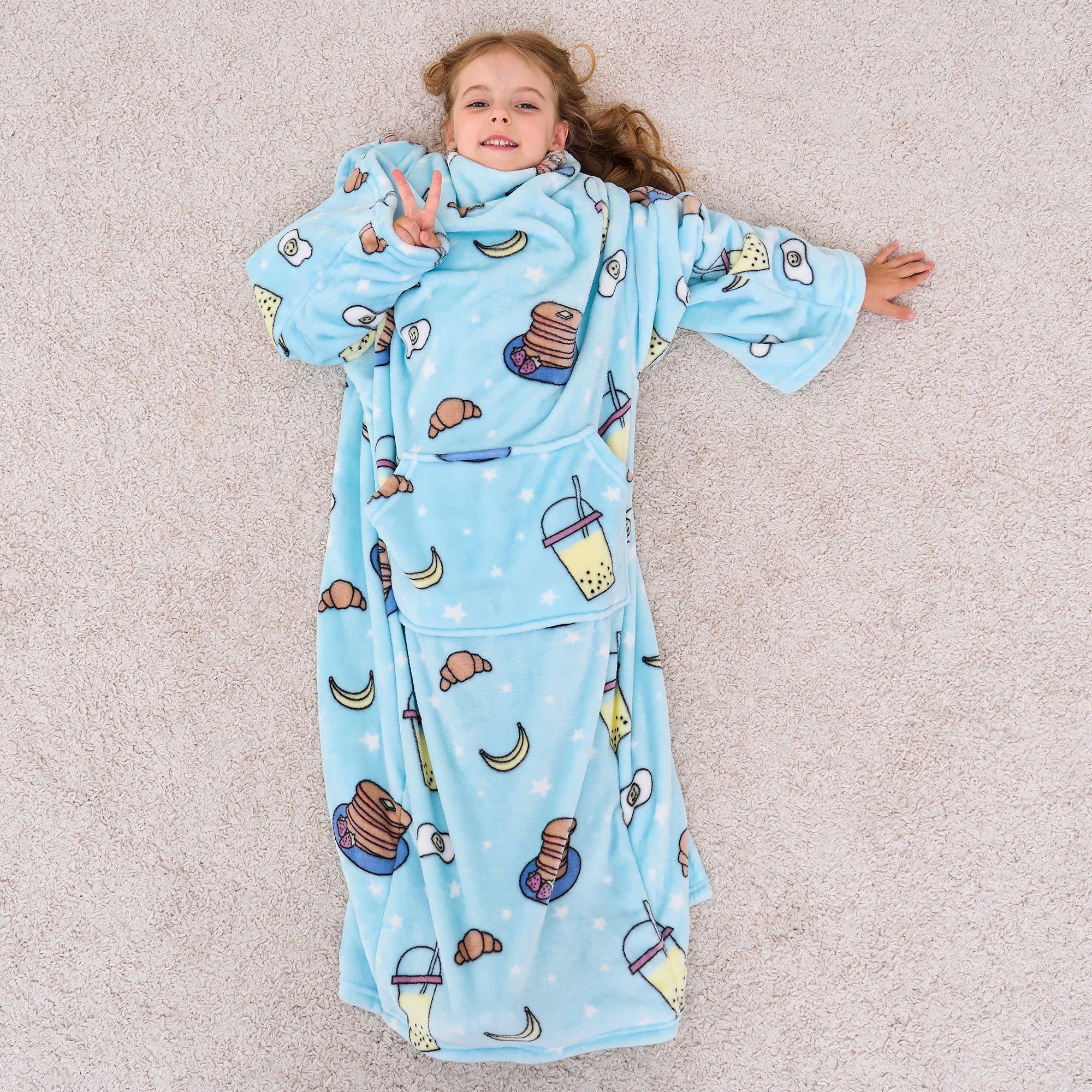 Snacks Wearable Fleece Blanket with Sleeves & Foot Pocket for Kids