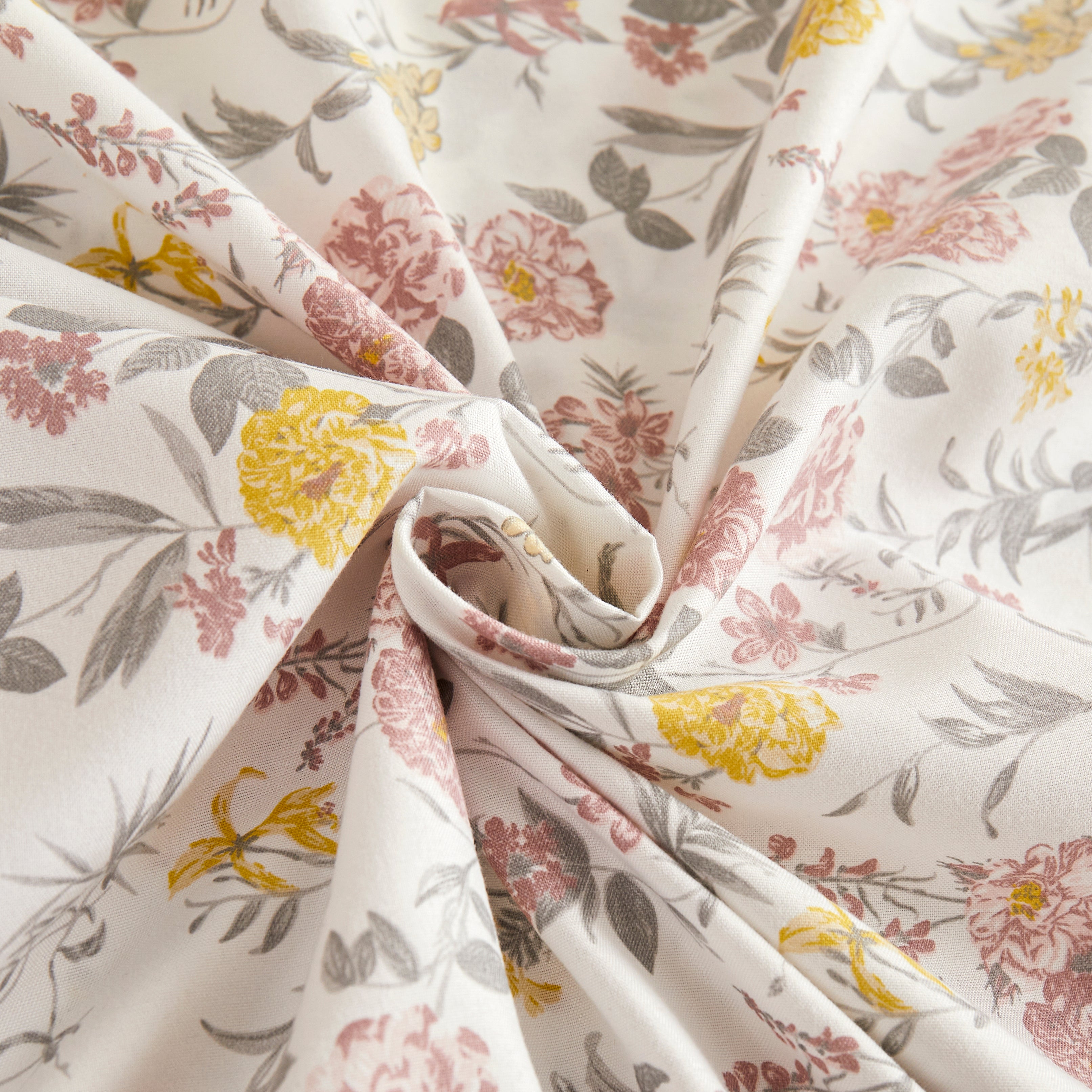 4 Piece Vintage Pink & Yellow Flower Patterned Bed Sheets Set