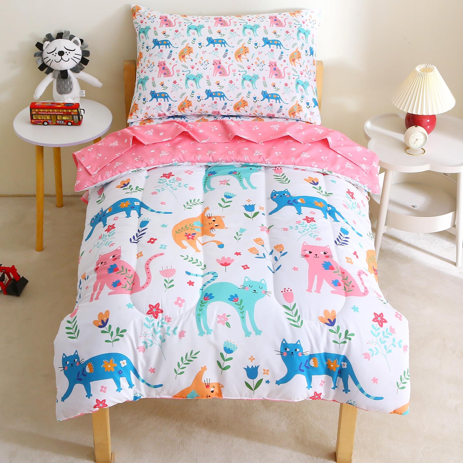 Floral Cat Toddler Comforter Set– 4 Piece