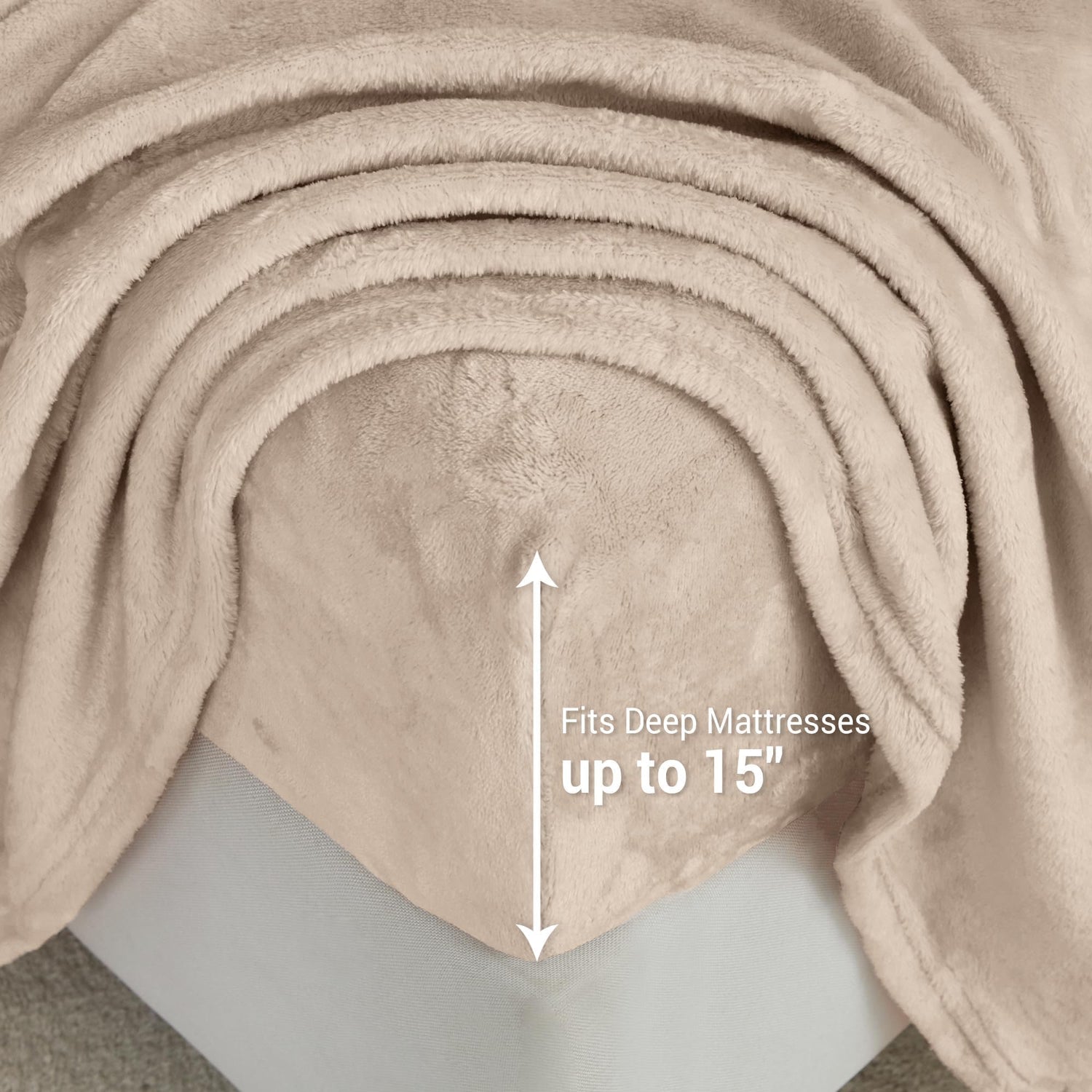 Sand/Beige Printed Micro Fleece Bed Sheet Set