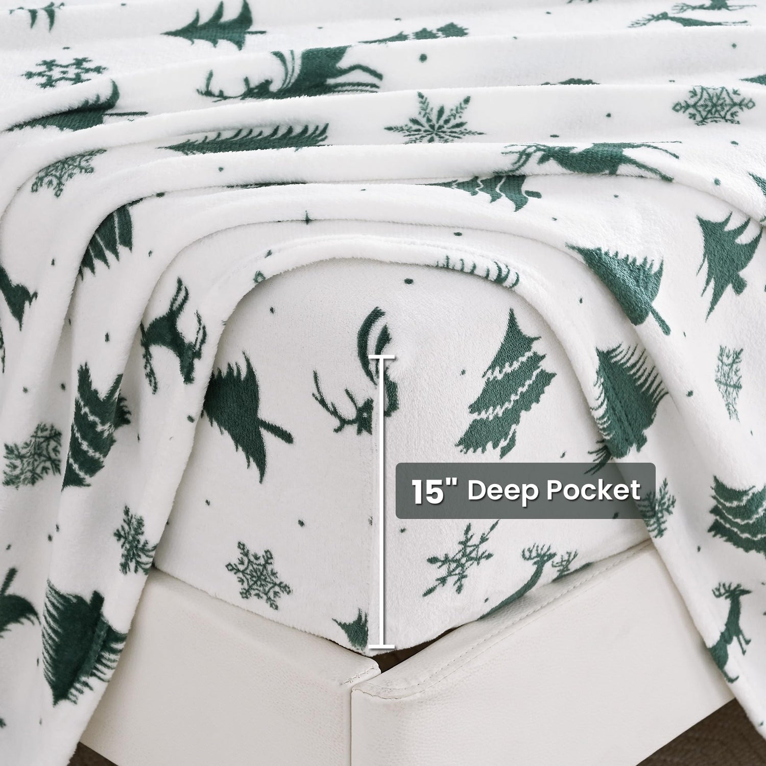 White Deer Snowflake Printed Micro Fleece Bed Sheet Set