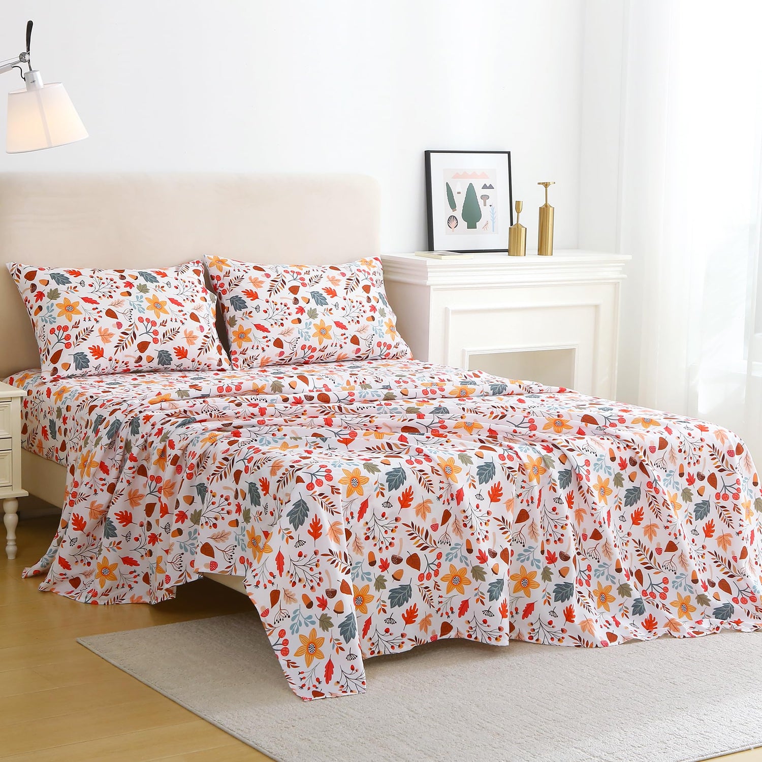 4 Piece Vintage Nuts & Fallen Leaves Patterned Bed Sheets Set