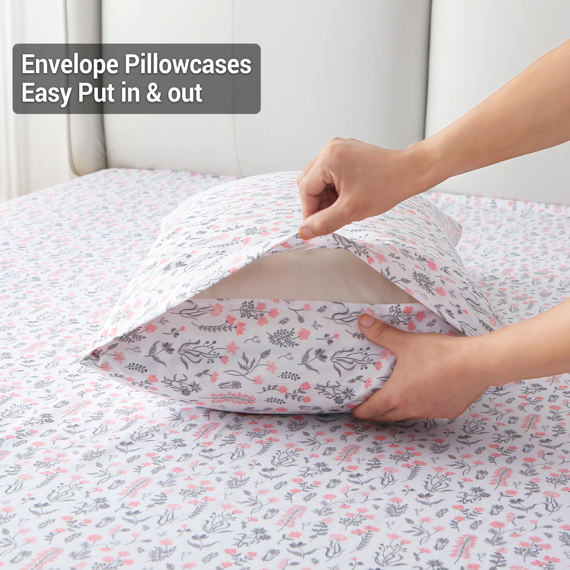 4 Piece Red Small Flower Patterned Bed Sheets Set