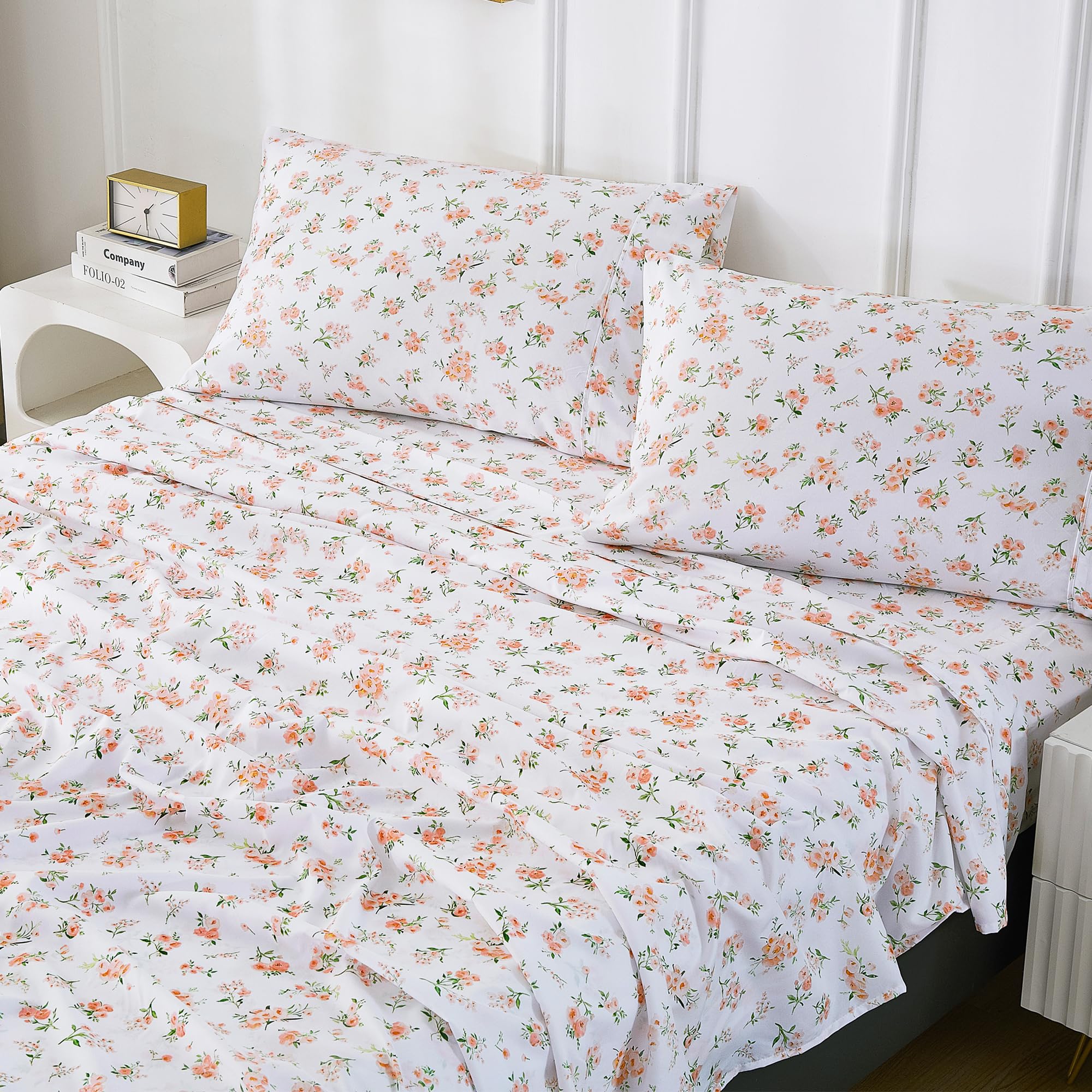 4 Piece Vintage Pink Flower Patterned Bed Sheets Set