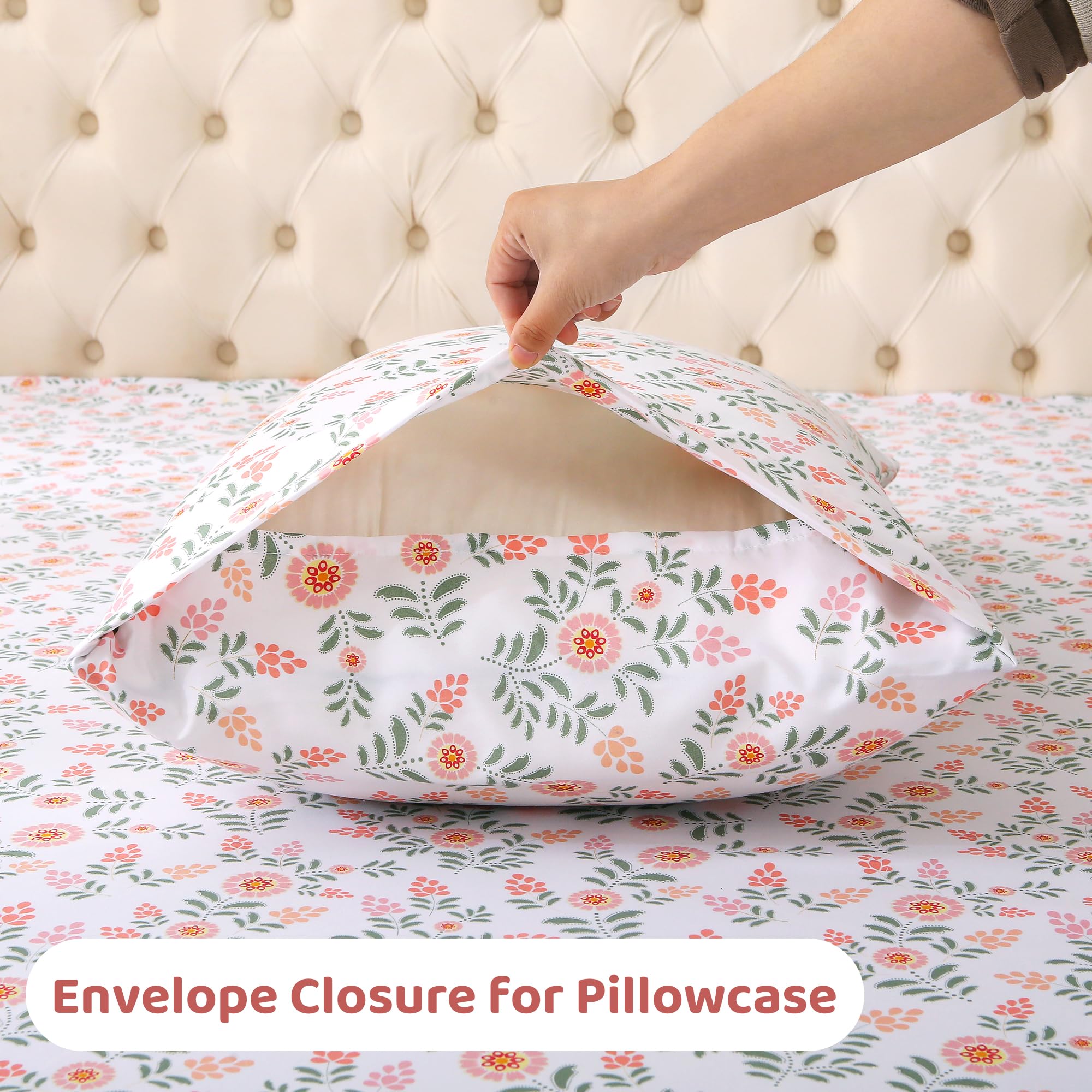 4 Piece Pink Round Flowers Green Leaves Patterned Bed Sheets Set