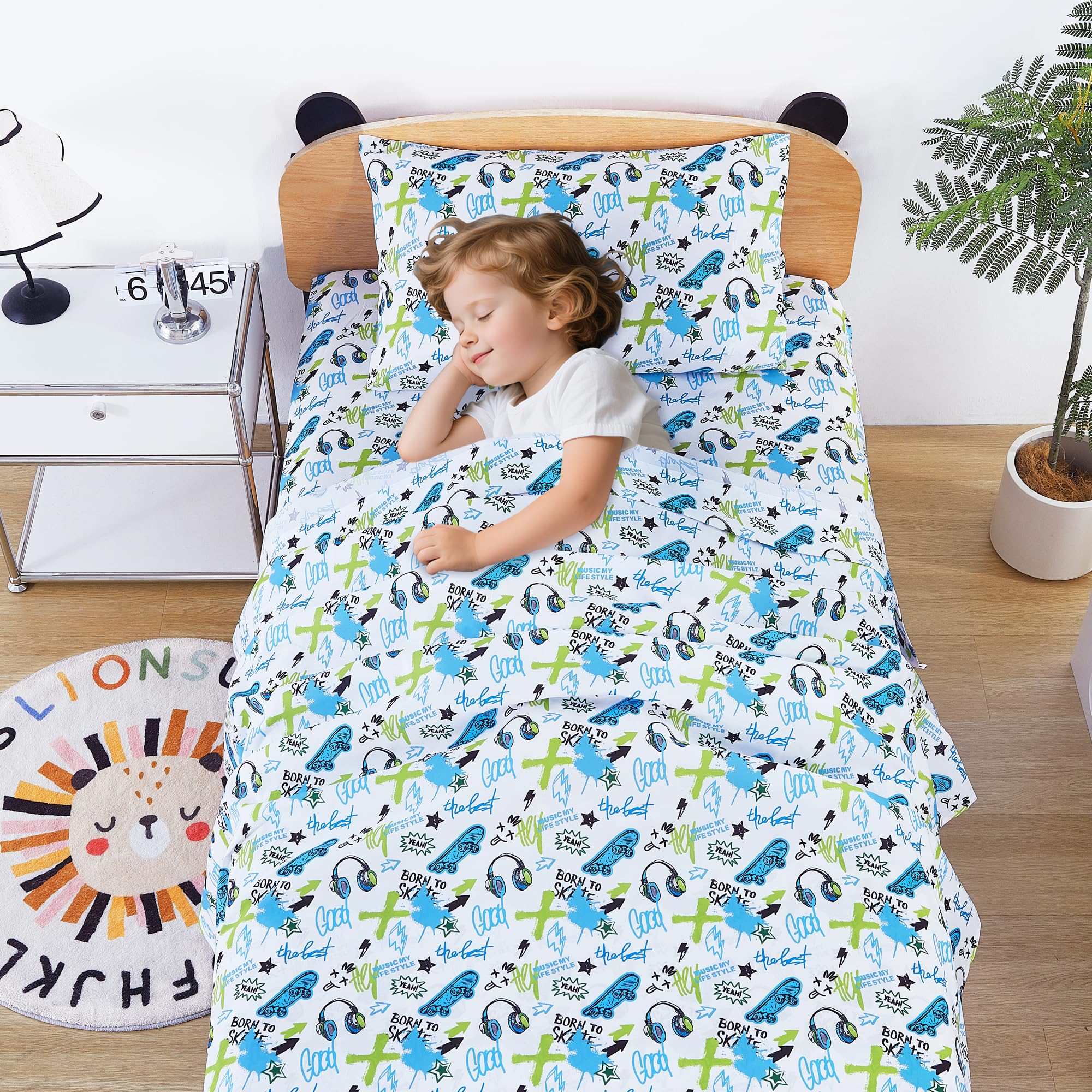 Trendy Skateboard Graffiti Kids Bed Sheet Set