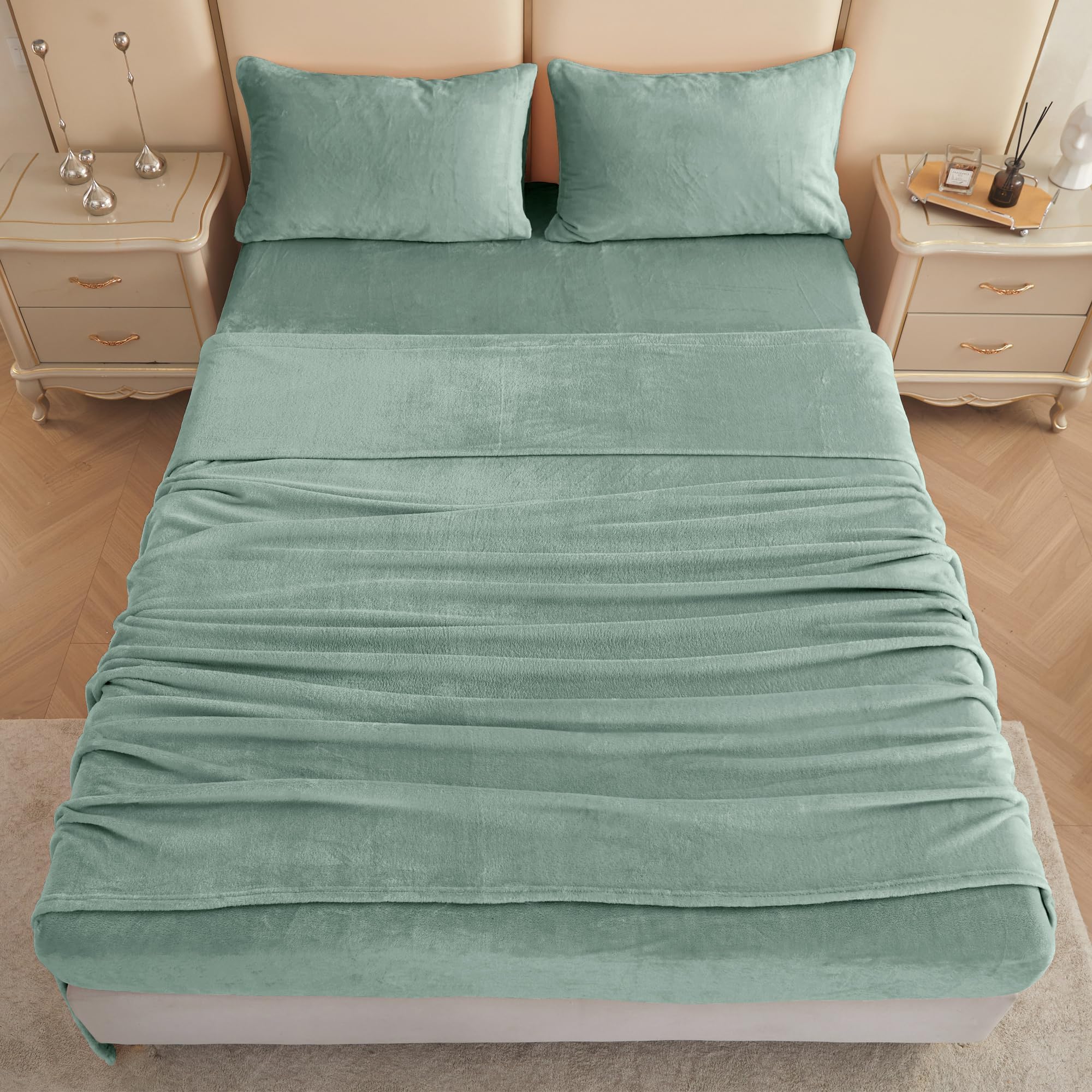 #Emerald-Green