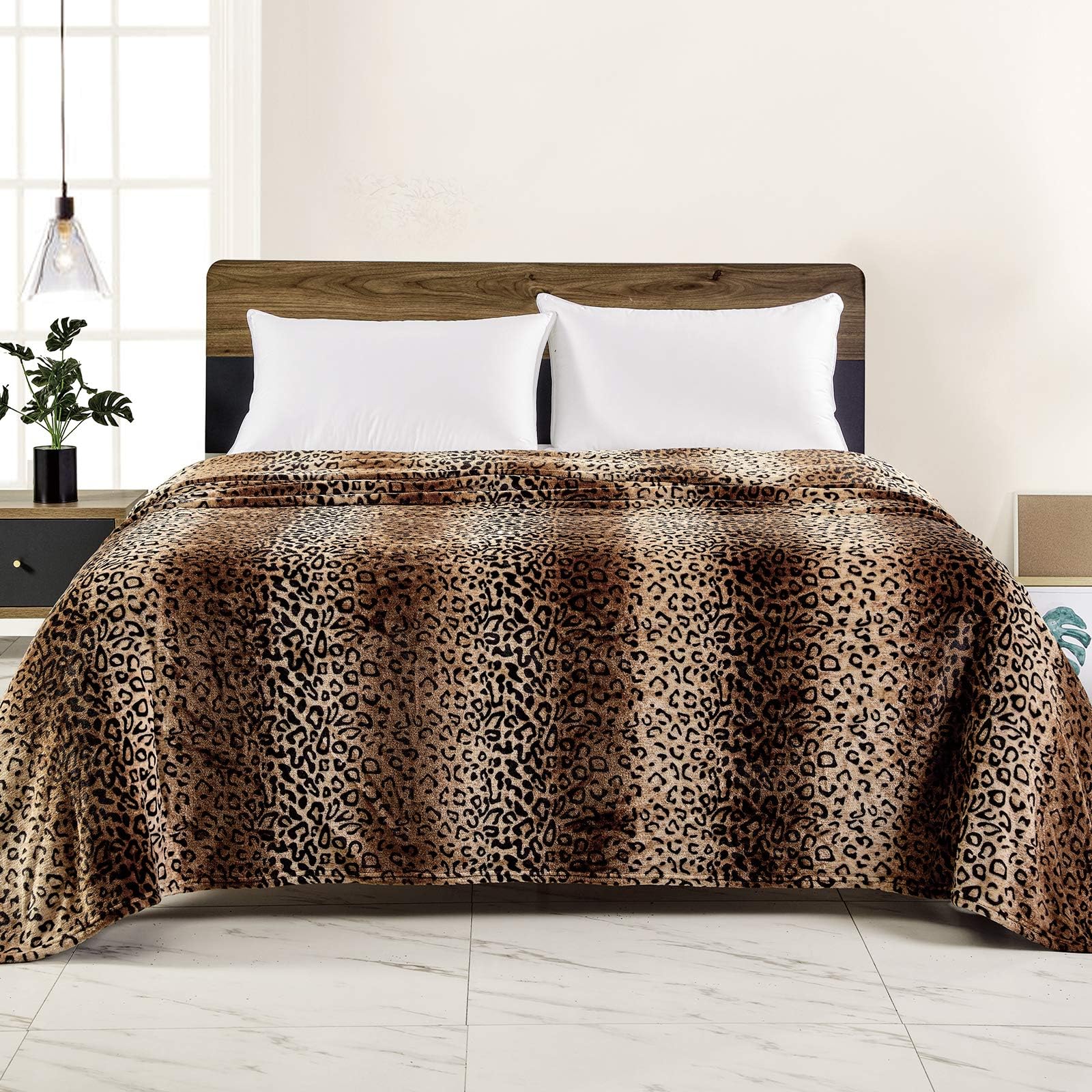 Flannel Fleece Throw , Lightweight Blanket for Couch, Super Soft Cozy Warm, Leopard Print